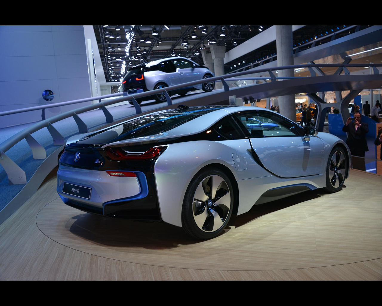 Bmw hybrid sports car 2013 #4