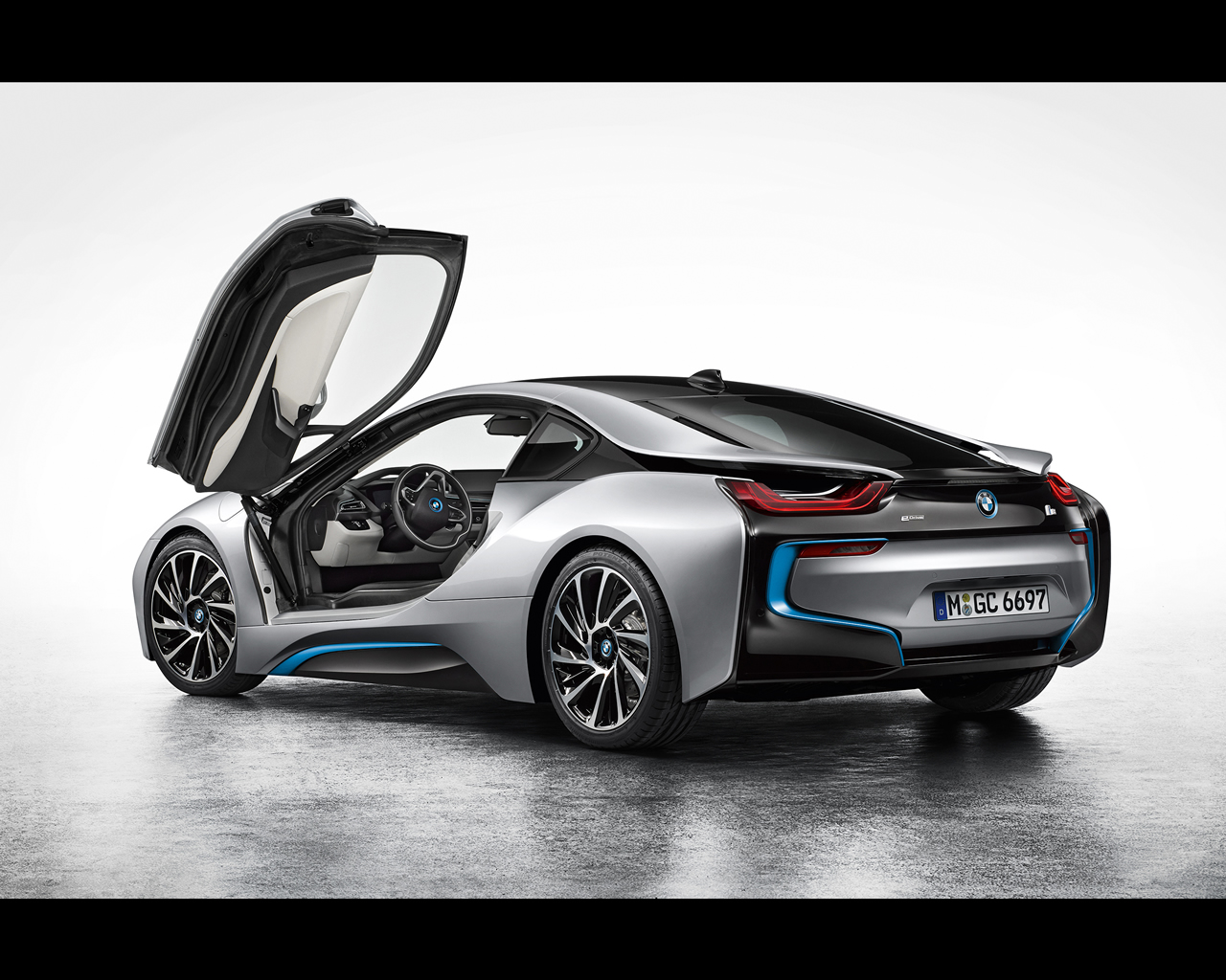 Bmw hybrid sports car 2013 #5