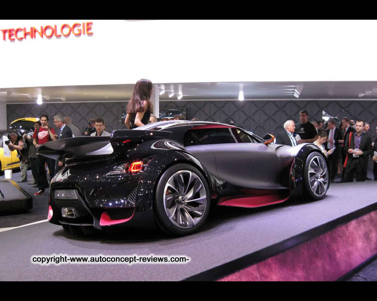 Citroen Survolt Super Cars http://www.autoconcept-reviews.com/cars_reviews/citroen/citroen-survolt-concept-2010/wallpapers/citroen%20survolt%20concept%209.jpg