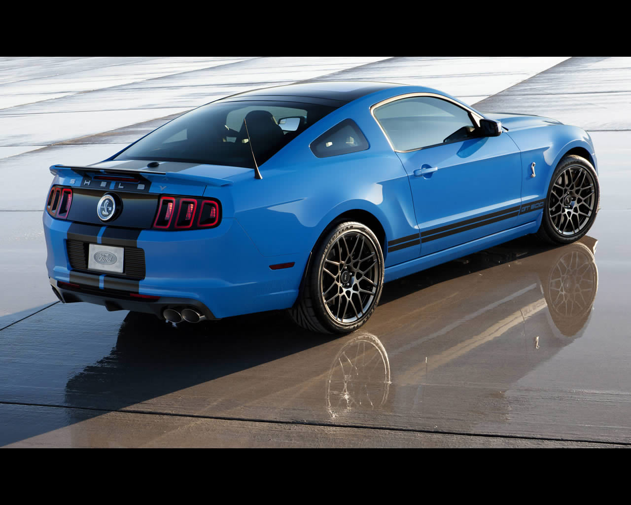 Ford mustang v8 shelby #3