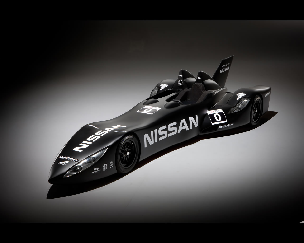 Nissan prototype race cars #10