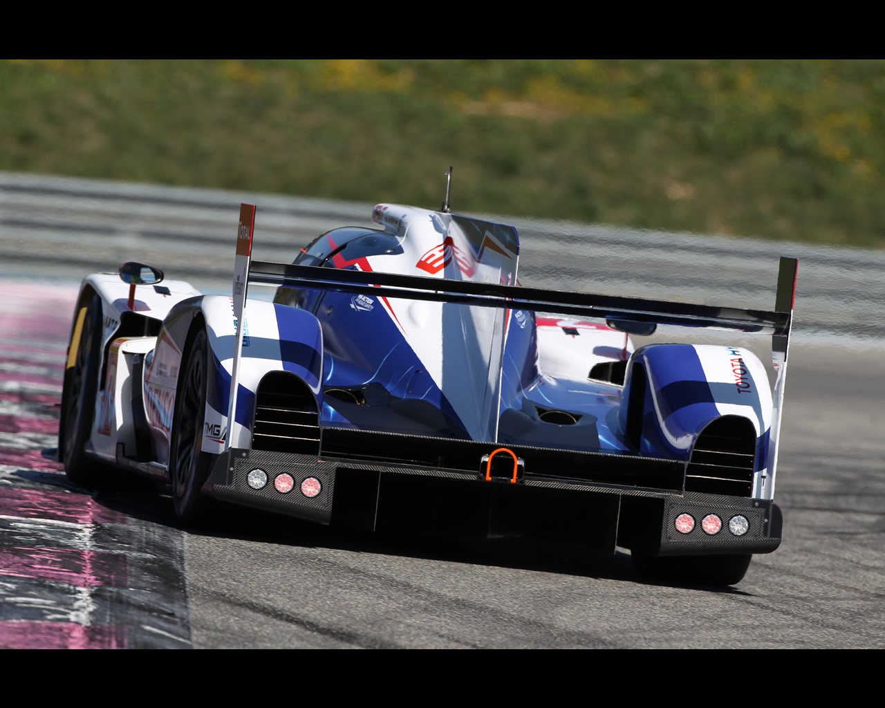24 hours of le mans toyota hybrid #1