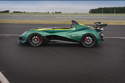 Lotus 3 Eleven 2015 