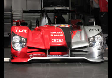 24 Hours Le Mans 2010 audi r15