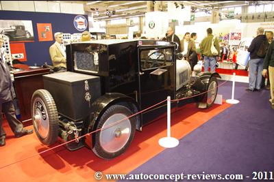 Bugatti Type 40 Coupé « Art déco » 1927 – Coachwork by Bourack de Costier