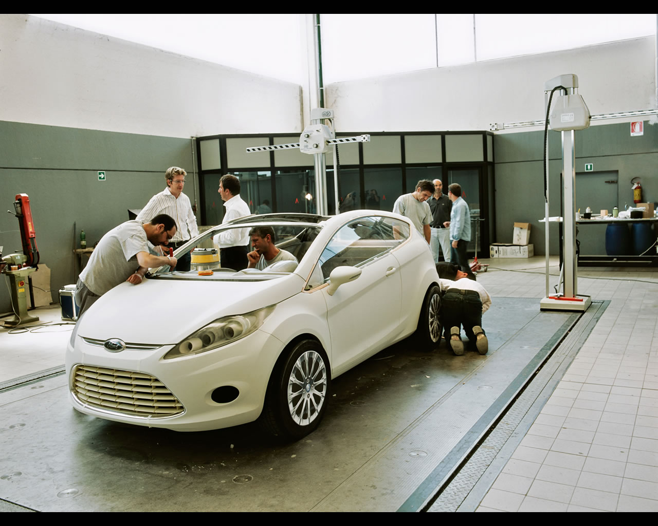 2007 Ford verve concept #5