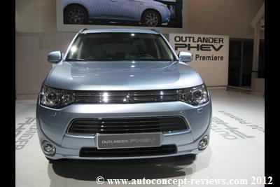 Mitsubishi Outlander PHEV for 2013 